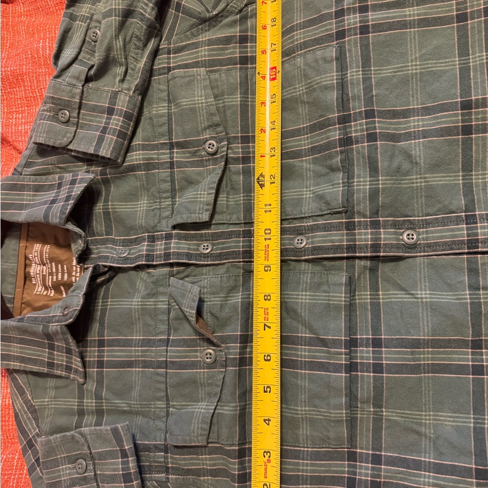 Men's REI Cooperative Green Plaid Flannel Shirt. Size Small. For Your outdoor. - Picture 11 of 13